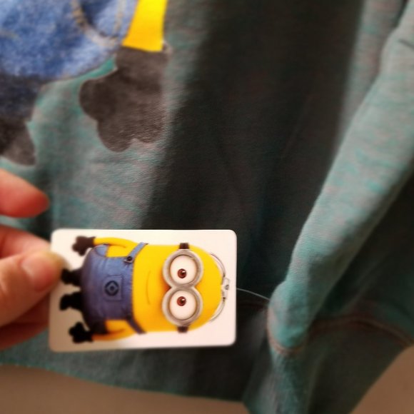 Dispicable me Minions pullover crew fleece new - Picture 6 of 7